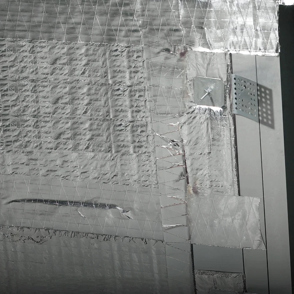 1. Reinforced Aluminum Foil Tape for Material Protection.webp